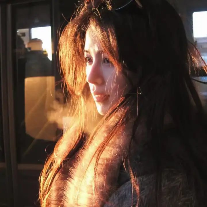 蜡笔小新：动感超人大战泳装魔王